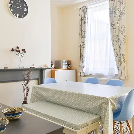 بيت للعطل Midbays *